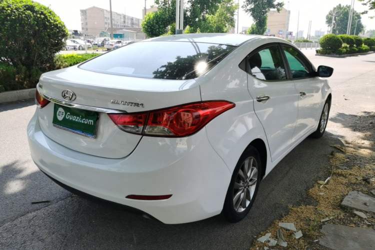 Used Hyundai Elantra (5th Generation / Langdong) 2015 1.6L Manual Leading Model Rear Right 45 Deg