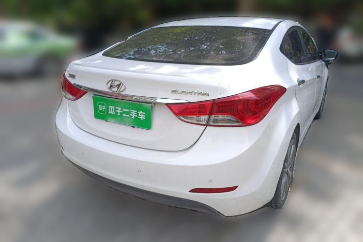 Used Hyundai Elantra (5th Generation / Langdong) 2015 1.6L Automatic Luxury Model Rear Right 45 Deg