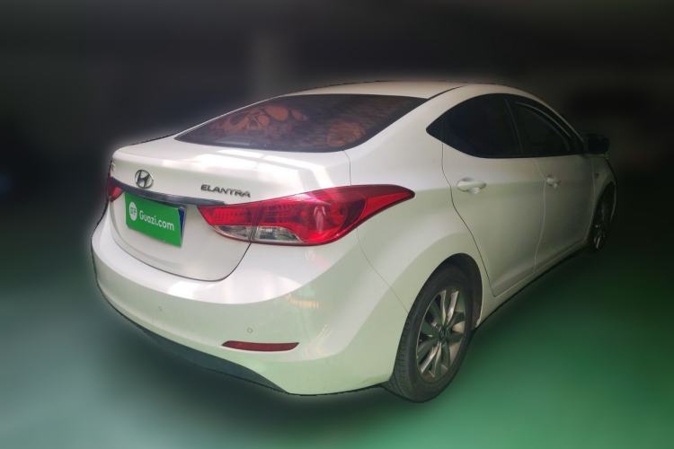 Used Hyundai Elantra (5th Generation / Langdong) 2015 1.6L Automatic Fashion Model Rear Right 45 Deg