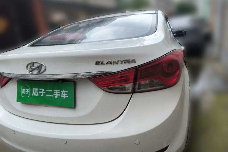 Used Hyundai Elantra (5th Generation / Langdong) 2015 1.6L Manual Fashion Edition Rear Right 45 Deg
