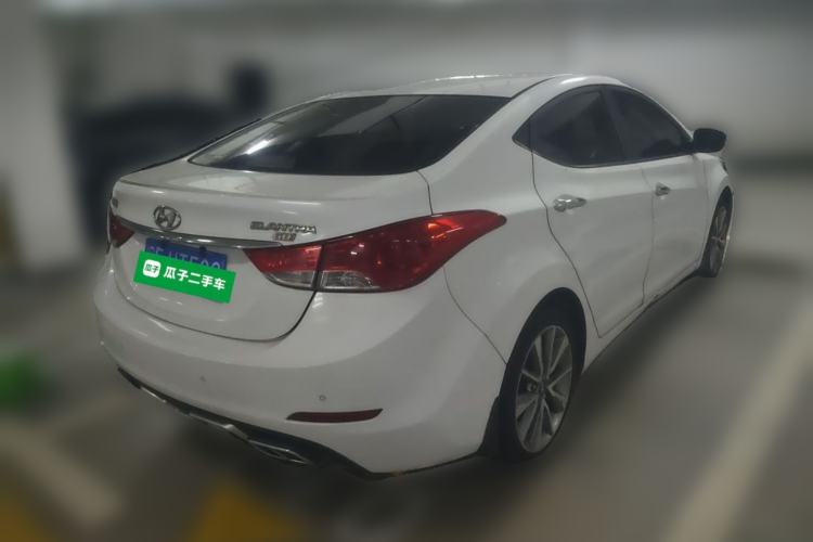Used Hyundai Elantra (5th Generation / Langdong) 2015 1.6L Automatic Leading Model Rear Right 45 Deg