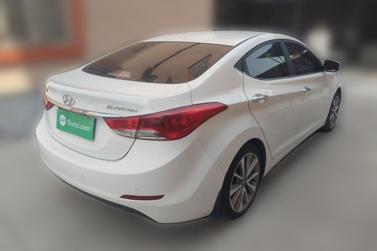 Used Hyundai Elantra (5th Generation / Langdong) 2015 1.6L Automatic Luxury Model Rear Right 45 Deg