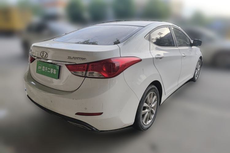 Used Hyundai Elantra (5th Generation / Langdong) 2015 1.6L Automatic Fashion Model Rear Right 45 Deg