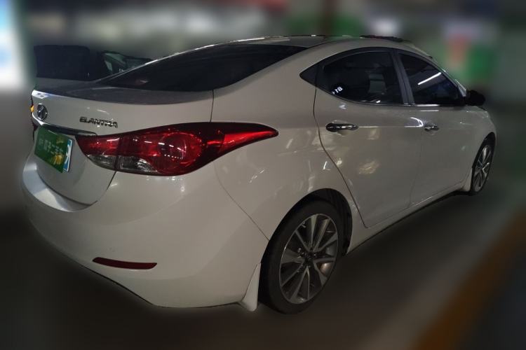Used Hyundai Elantra (5th Generation / Langdong) 2015 1.6L Automatic Luxury Model Rear Right 45 Deg