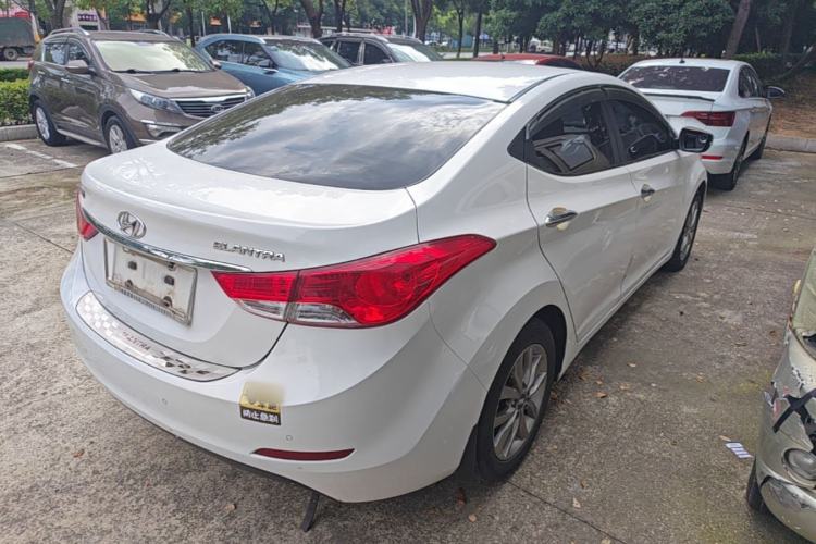 Used Hyundai Elantra (5th Generation / Langdong) 2015 1.6L Manual Leading Model Rear Right 45 Deg