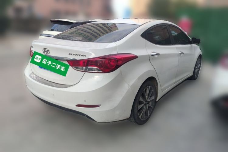 Used Hyundai Elantra (5th Generation / Langdong) 2015 1.6L Automatic Leading Model Rear Right 45 Deg