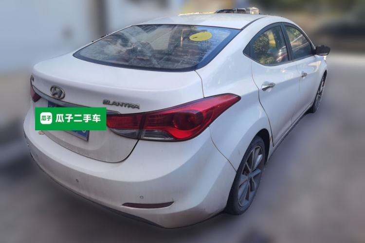 Used Hyundai Elantra (5th Generation / Langdong) 2015 1.6L Automatic Leading Model Rear Right 45 Deg