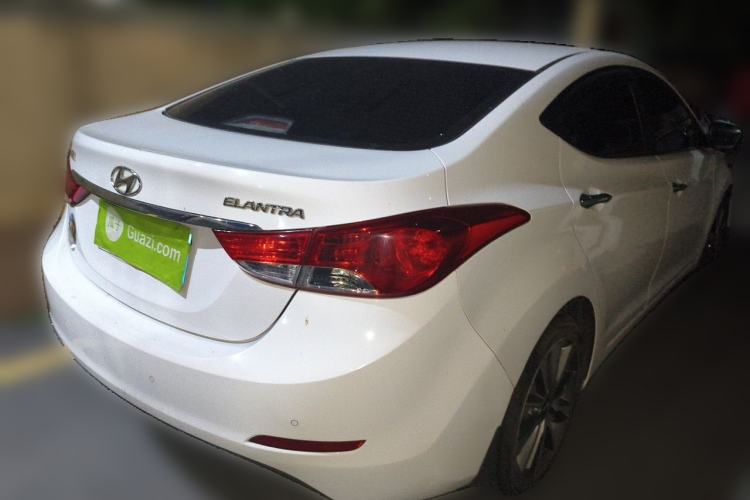 Used Hyundai Elantra (5th Generation / Langdong) 2015 1.6L Automatic Leading Model Rear Right 45 Deg