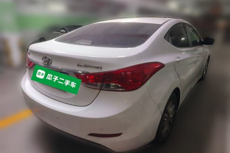 Used Hyundai Elantra (5th Generation / Langdong) 2015 1.6L Automatic Fashion Model Rear Right 45 Deg