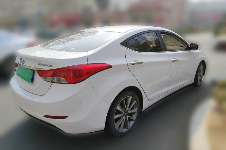Used Hyundai Elantra (5th Generation / Langdong) 2015 1.6L Automatic Leading Model Rear Right 45 Deg
