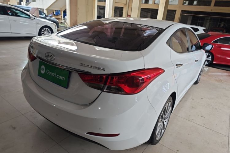 Used Hyundai Elantra (5th Generation / Langdong) 2015 1.6L Automatic Leading Model Rear Right 45 Deg
