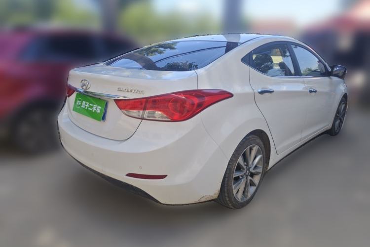Used Hyundai Elantra (5th Generation / Langdong) 2015 1.6L Automatic Luxury Model Rear Right 45 Deg