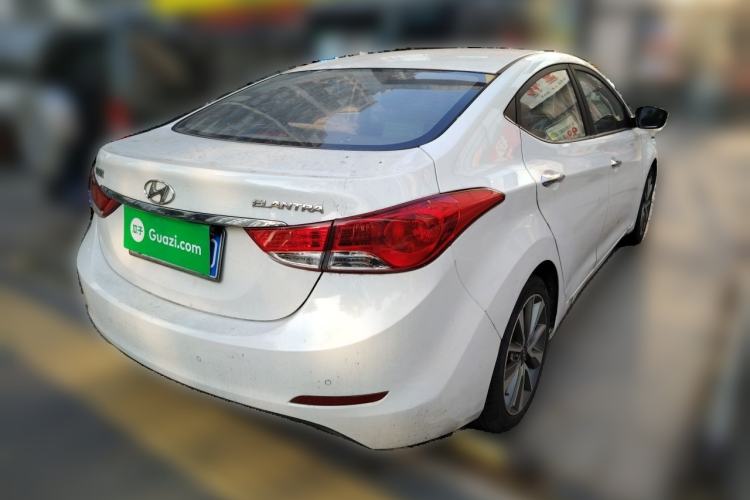 Used Hyundai Elantra (5th Generation / Langdong) 2015 1.6L Automatic Leading Model Rear Right 45 Deg