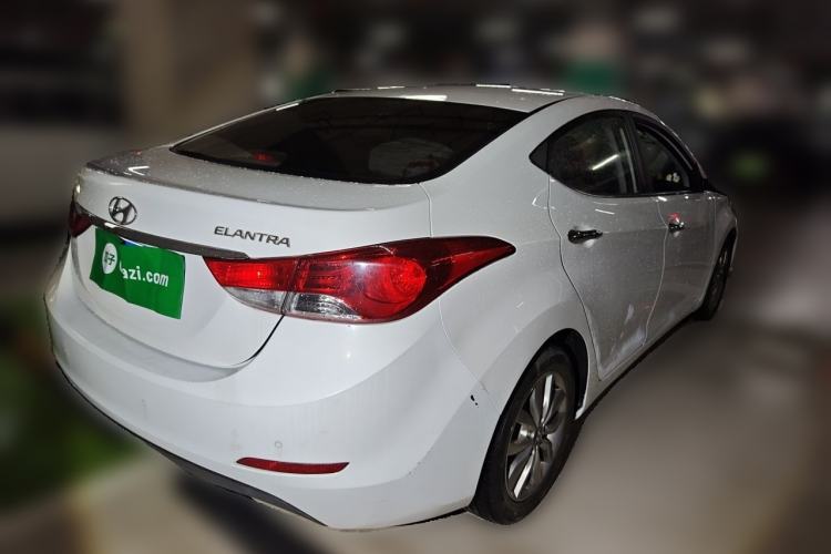 Used Hyundai Elantra (5th Generation / Langdong) 2015 1.6L Manual Leading Model Rear Right 45 Deg