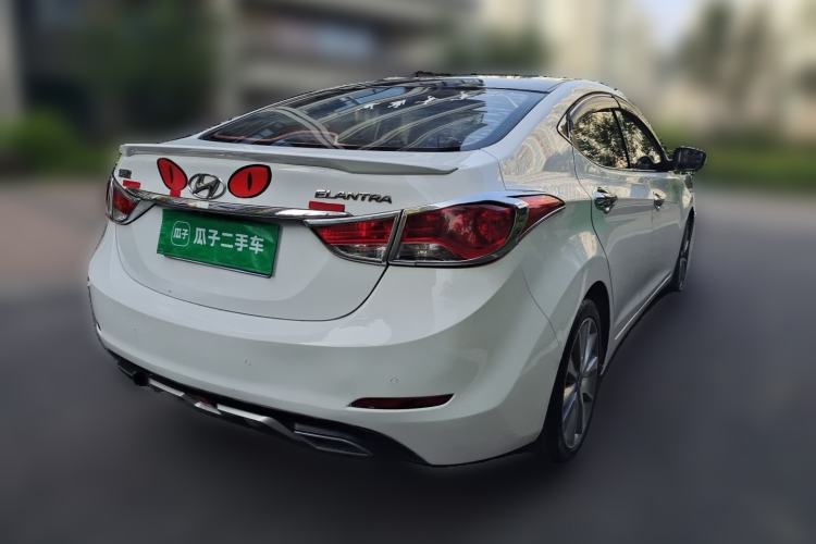 Used Hyundai Elantra (5th Generation / Langdong) 2015 1.6L Automatic Luxury Model Rear Right 45 Deg