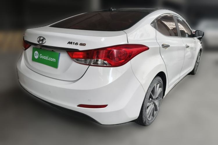 Used Hyundai Elantra (5th Generation / Langdong) 2015 1.6L Automatic Luxury Model Rear Right 45 Deg