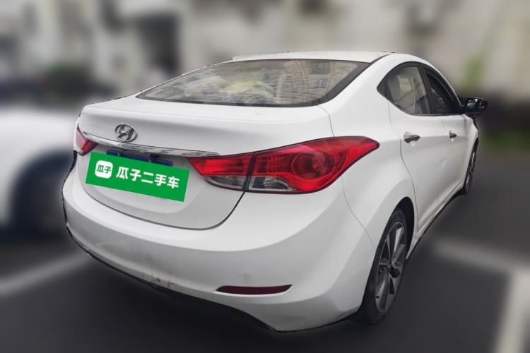 Used Hyundai Elantra (5th Generation / Langdong) 2015 1.6L Automatic Leading Model Rear Right 45 Deg