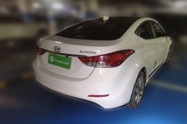 Used Hyundai Elantra (5th Generation / Langdong) 2015 1.6L Automatic Fashion Model Rear Right 45 Deg