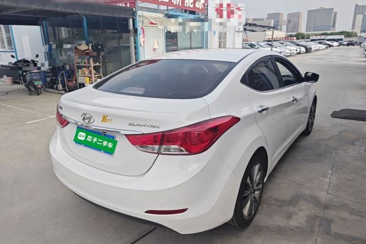 Used Hyundai Elantra (5th Generation / Langdong) 2015 1.6L Automatic Leading Model Rear Right 45 Deg