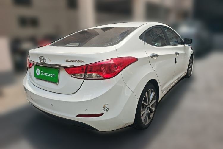 Used Hyundai Elantra (5th Generation / Langdong) 2015 1.6L Automatic Leading Model Rear Right 45 Deg