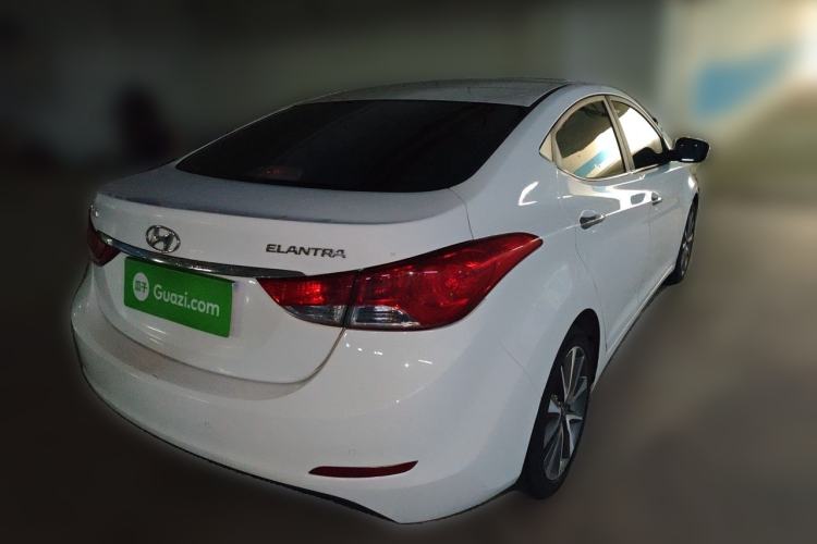 Used Hyundai Elantra (5th Generation / Langdong) 2015 1.6L Automatic Leading Model Rear Right 45 Deg