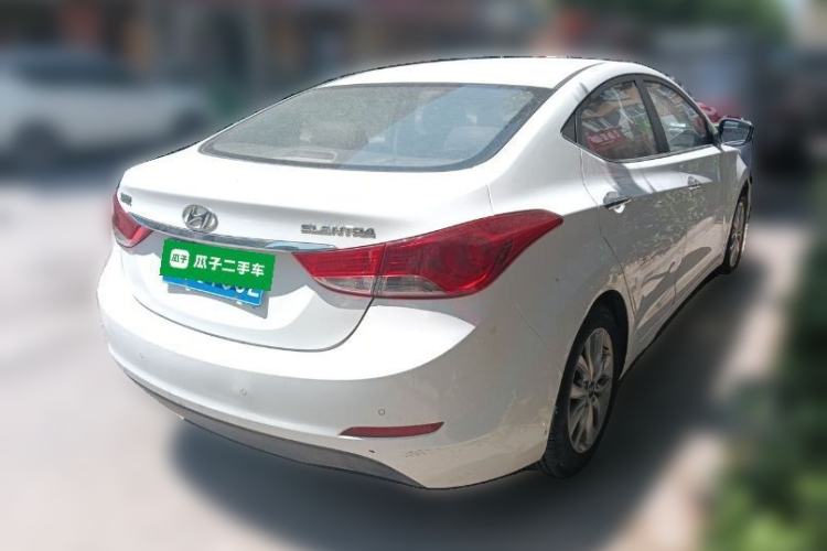 Used Hyundai Elantra (5th Generation / Langdong) 2015 1.6L Manual Leading Model Rear Right 45 Deg