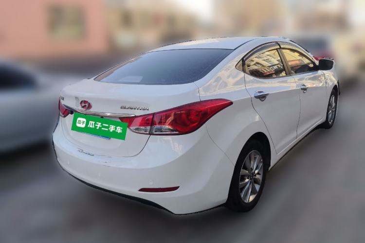 Used Hyundai Elantra (5th Generation / Langdong) 2015 1.6L Manual Fashion Edition Rear Right 45 Deg