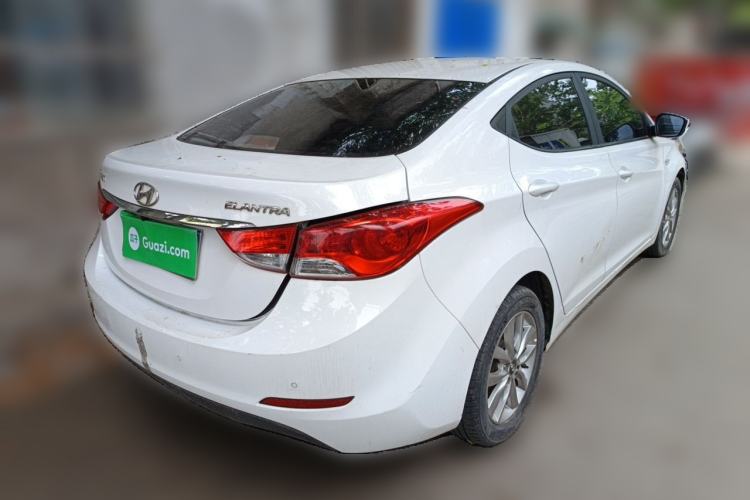Used Hyundai Elantra (5th Generation / Langdong) 2015 1.6L Automatic Leading Model Rear Right 45 Deg