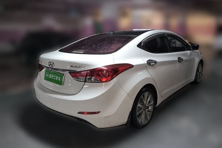 Used Hyundai Elantra (5th Generation / Langdong) 2015 1.6L Automatic Leading Model Rear Right 45 Deg