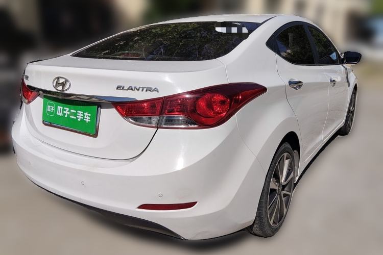Used Hyundai Elantra (5th Generation / Langdong) 2015 1.6L Automatic Leading Model Rear Right 45 Deg
