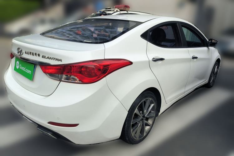 Used Hyundai Elantra (5th Generation / Langdong) 2015 1.6L Automatic Leading Model Rear Right 45 Deg