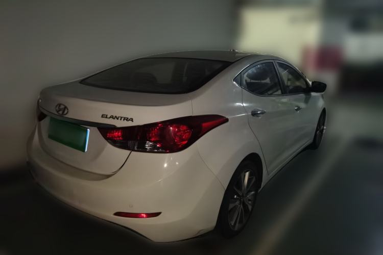 Used Hyundai Elantra (5th Generation / Langdong) 2015 1.6L Automatic Leading Model Rear Right 45 Deg