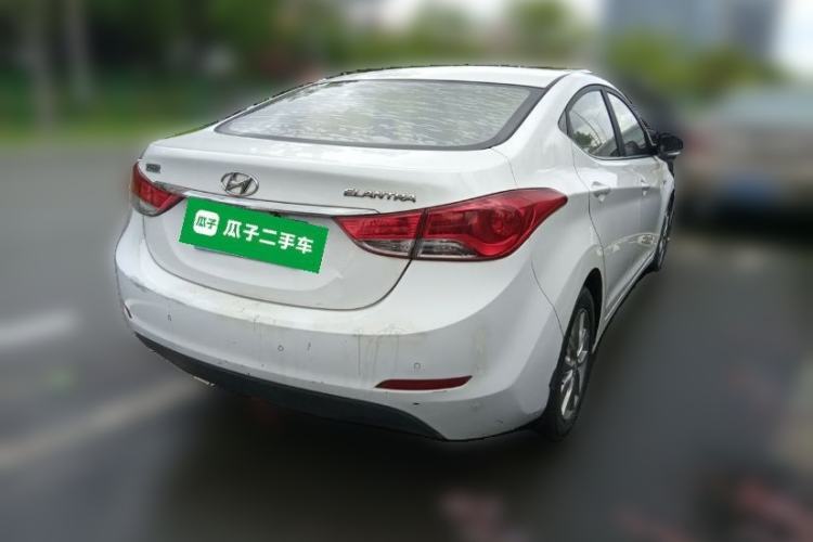 Used Hyundai Elantra (5th Generation / Langdong) 2015 1.6L Automatic Fashion Model Rear Right 45 Deg