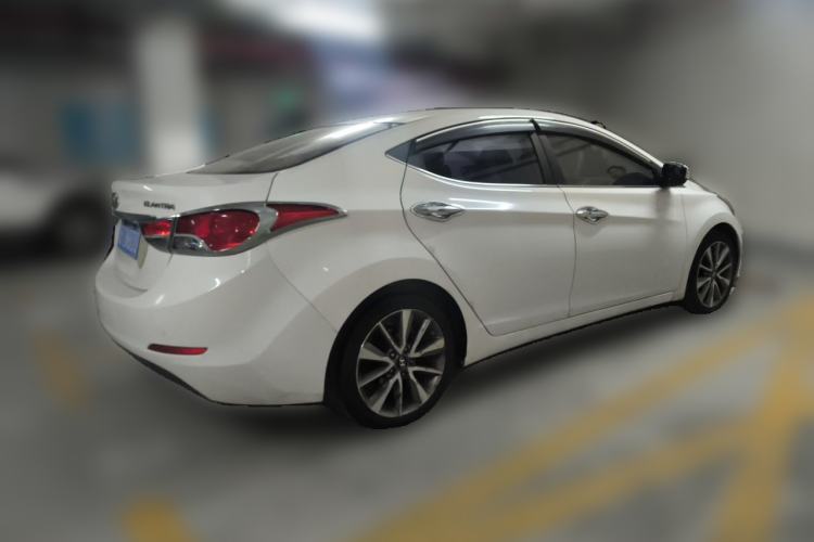 Used Hyundai Elantra (5th Generation / Langdong) 2015 1.6L Automatic Leading Model Rear Right 45 Deg