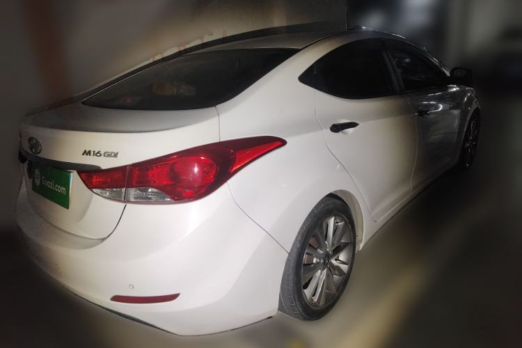Used Hyundai Elantra (5th Generation / Langdong) 2015 1.6L Automatic Luxury Model Rear Right 45 Deg