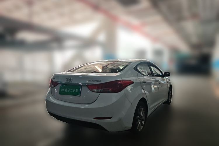 Used Hyundai Elantra (5th Generation / Langdong) 2015 1.6L Automatic Fashion Model Rear Right 45 Deg