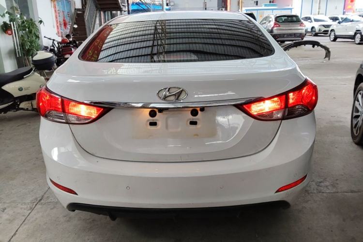 Used Hyundai Elantra (5th Generation / Langdong) 2015 1.6L Automatic Luxury Model Rear