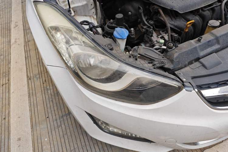 Used Hyundai Elantra (5th Generation / Langdong) 2015 1.6L Automatic Leading Model Right Front Headlight