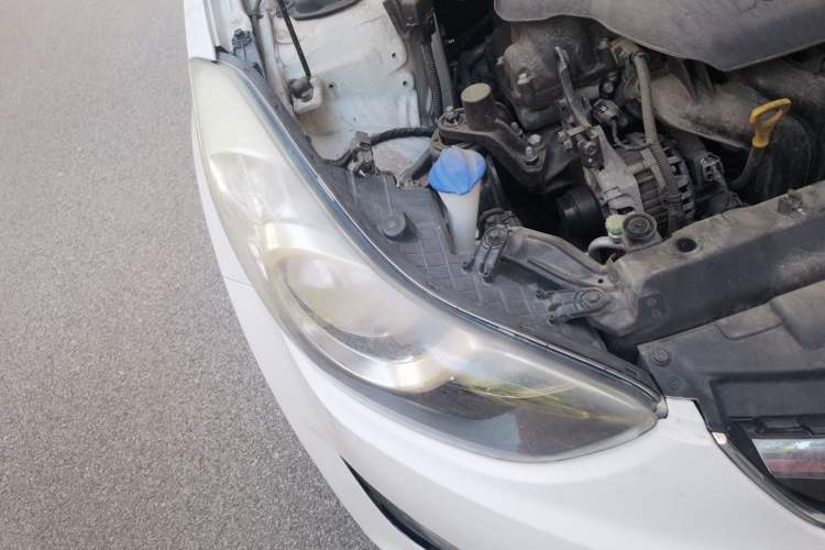 Used Hyundai Elantra (5th Generation / Langdong) 2015 1.6L Automatic Leading Model Right Front Headlight