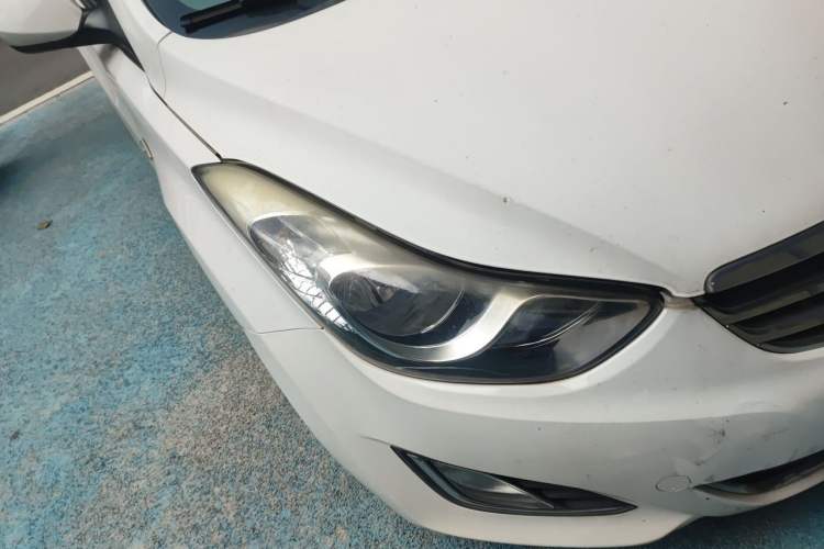 Used Hyundai Elantra (5th Generation / Langdong) 2015 1.6L Automatic Fashion Model Right Front Headlight