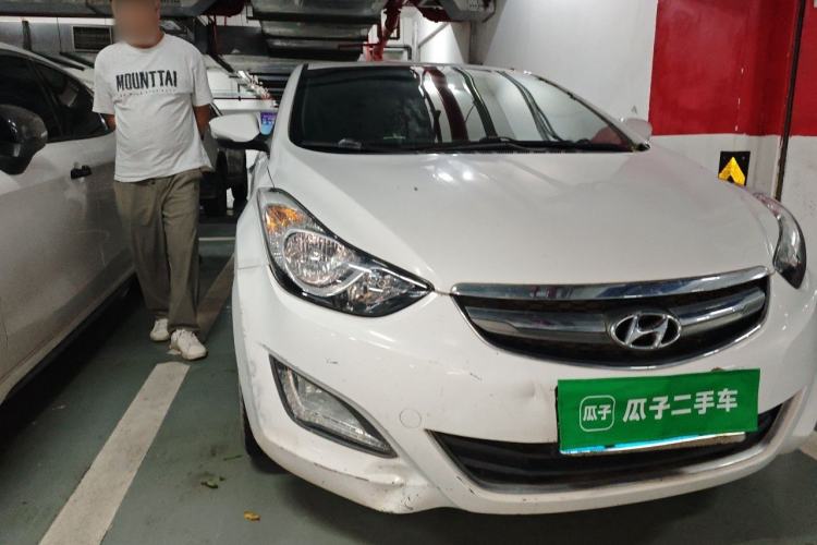 Used Hyundai Elantra (5th Generation / Langdong) 2015 1.6L Automatic Luxury Model Right Front Headlight