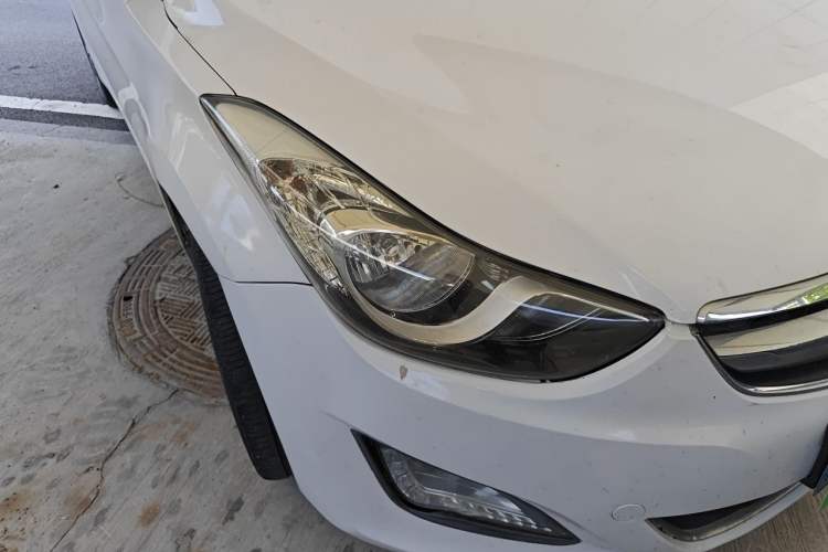 Used Hyundai Elantra (5th Generation / Langdong) 2015 1.6L Automatic Leading Model Right Front Headlight