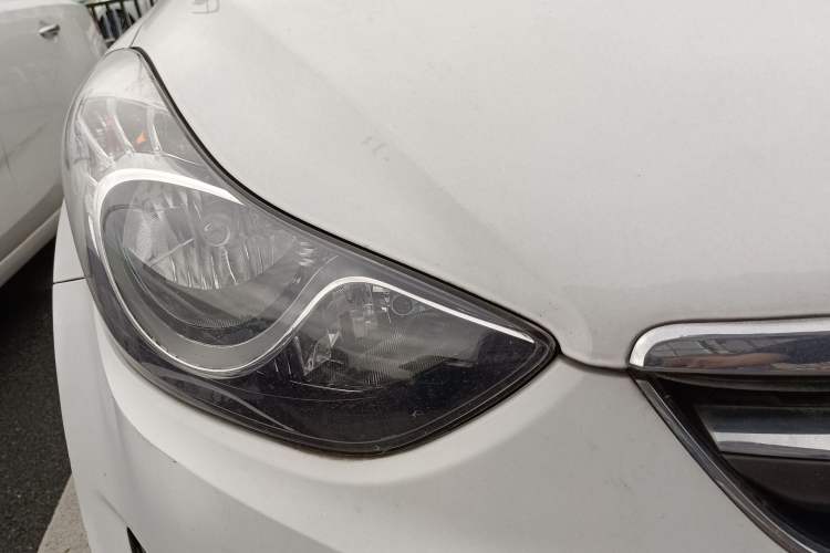Used Hyundai Elantra (5th Generation / Langdong) 2015 1.6L Automatic Leading Model Right Front Headlight