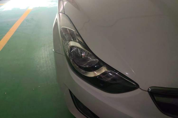 Used Hyundai Elantra (5th Generation / Langdong) 2015 1.6L Automatic Fashion Model Right Front Headlight