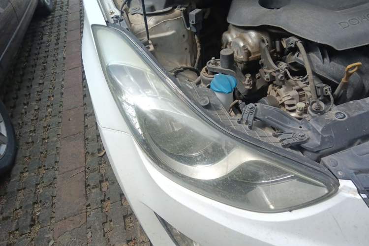 Used Hyundai Elantra (5th Generation / Langdong) 2015 1.6L Automatic Leading Model Right Front Headlight
