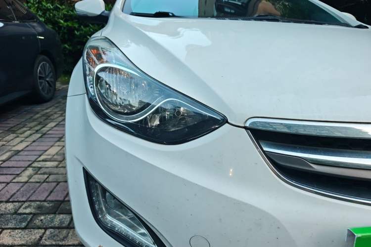 Used Hyundai Elantra (5th Generation / Langdong) 2015 1.6L Automatic Luxury Model Right Front Headlight