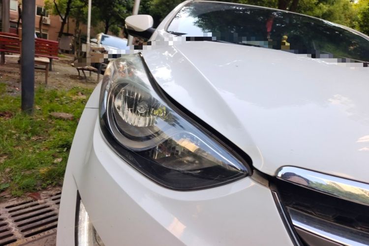 Used Hyundai Elantra (5th Generation / Langdong) 2015 1.6L Automatic Luxury Model Right Front Headlight