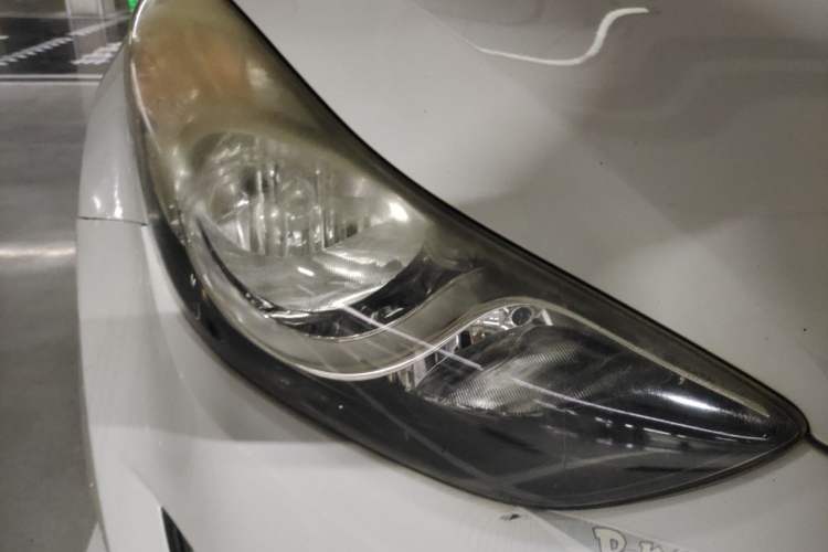 Used Hyundai Elantra (5th Generation / Langdong) 2015 1.6L Automatic Leading Model Right Front Headlight