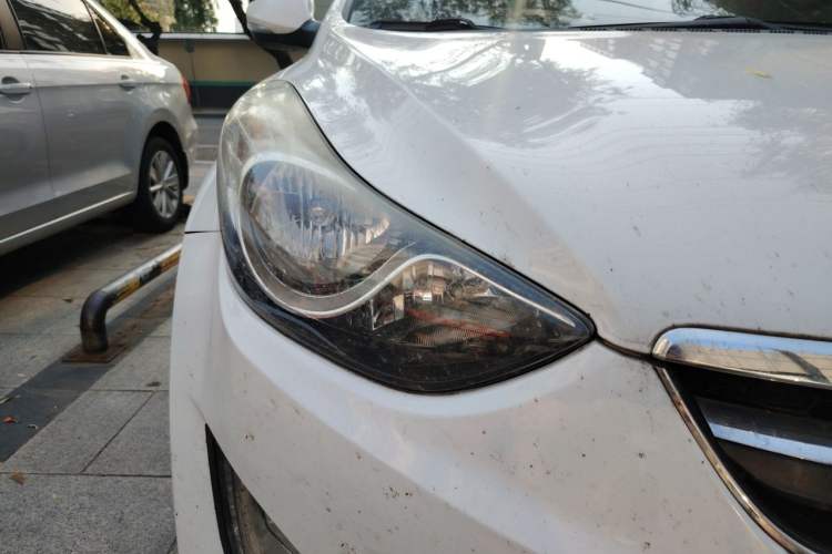 Used Hyundai Elantra (5th Generation / Langdong) 2015 1.6L Automatic Leading Model Right Front Headlight