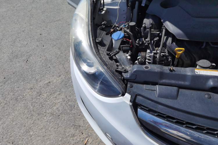 Used Hyundai Elantra (5th Generation / Langdong) 2015 1.6L Manual Leading Model Right Front Headlight